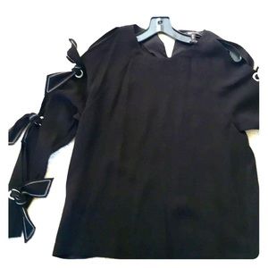 BCBG brand new classic stylish black top